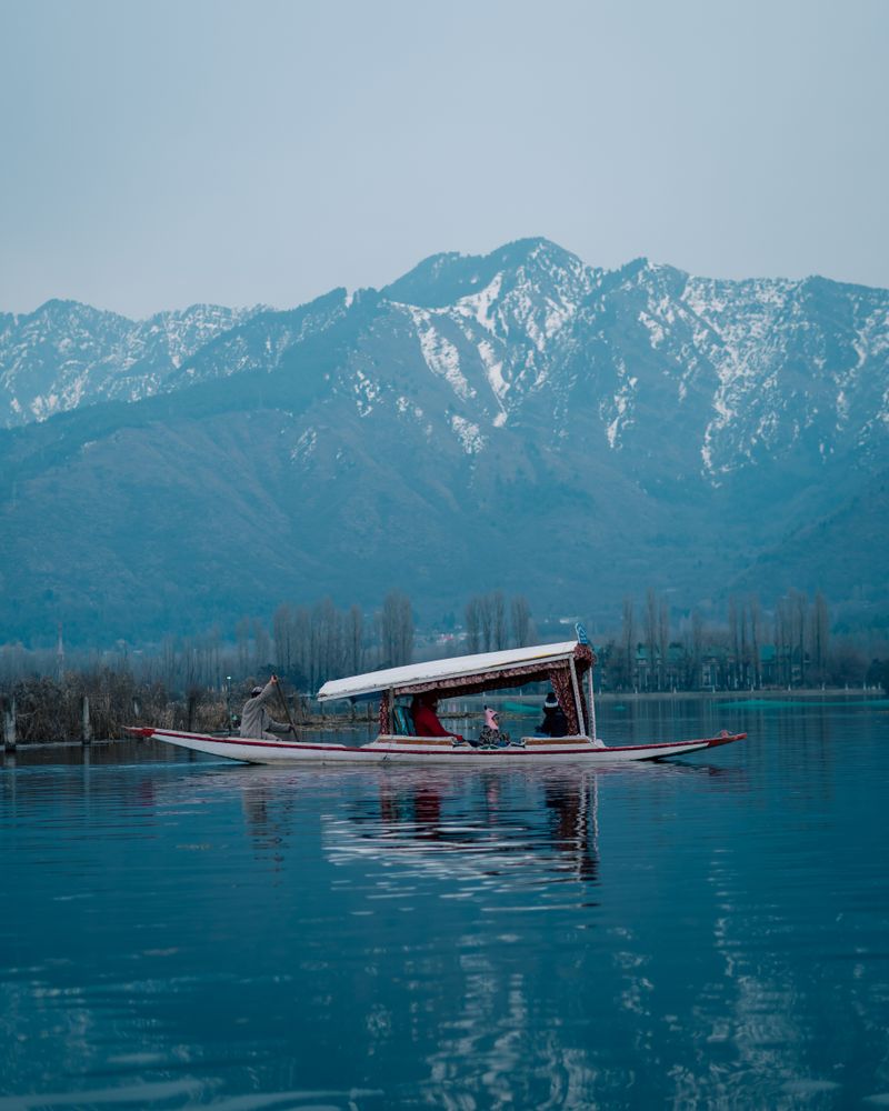 Kashmir Paradise Tour - Dal Lake